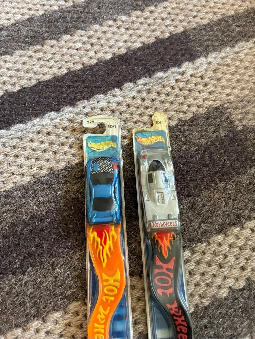 Vintage 2001 Hot Wheels Zooth Brush Toothbrush Set NIB Set of 2